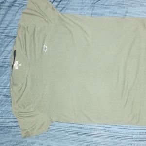 Hollister Tee